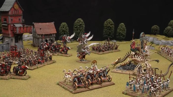 Một đội quân Bretonnians và Tomb Kings đụng độ trên chiến trường huyền diệu với những cánh đồng cỏ, cây cối và các tòa nhà thời trung cổ