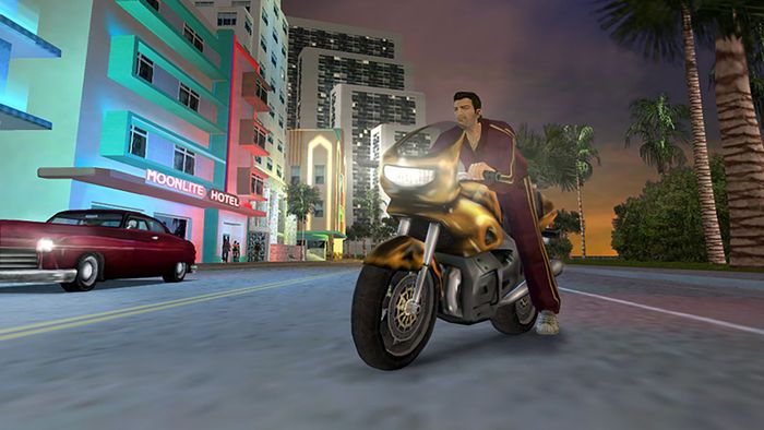 Ảnh chụp màn hình từ GTA Vice City với một căn hộ ở phía sau