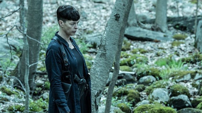 Pollyanna McIntosh trong vai Jadis trong The Walking Dead: The Ones Who Live