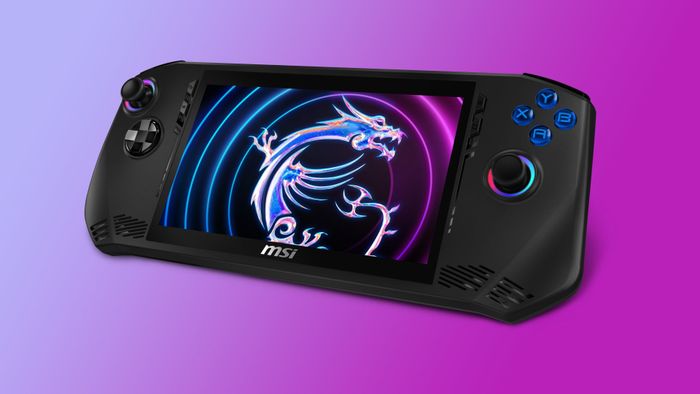 MSI Claw cầm tay với phông nền màu hồng