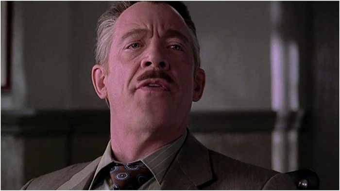 JK Simmons trong vai J Jonah Jameson