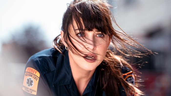 Dakota Johnson vai Cassie trong Madame Web