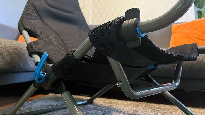 Ghế cradle giống hình của Playseat Challenge X