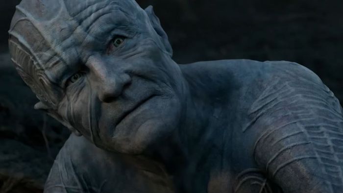 Bryan Cranston trong vai Zordon trong Saban's Power Rangers