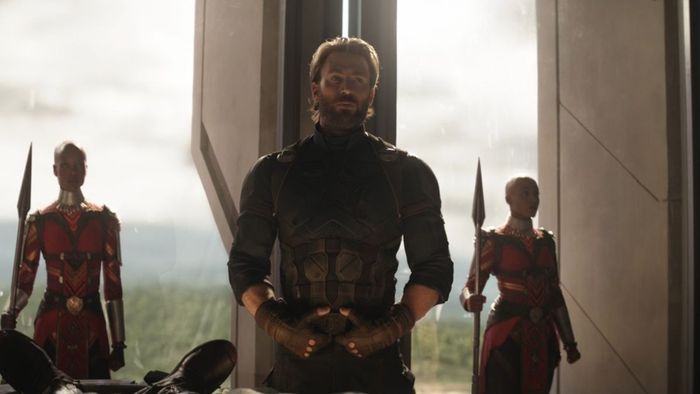 Chris Evans trong vai Captain America trong Avengers: Infinity War