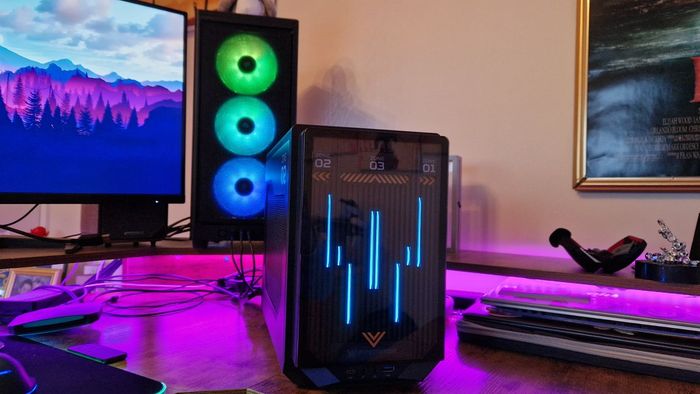 Đánh giá Acer Predator Orion X về PC kế bên một chassis ITX khác