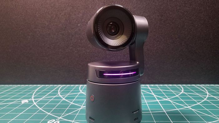 Ảnh đánh giá OBSBOT Tail Air