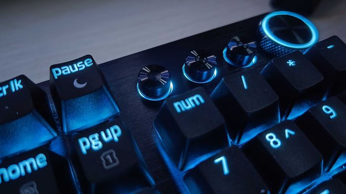 Razer Hunstman V3 Pro các nút phương tiện từ xa