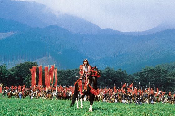 Cách sử dụng màu như tranh màu nước trong bộ phim Ran của Akira Kurosawa