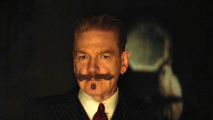 Kenneth Branagh thể hiện vai diễn thám tử Hercule Poirot