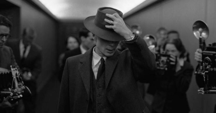 Cillian Murphy thể hiện vai diễn của Oppenheimer tuyệt vời