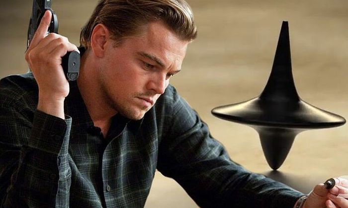 Sự thu hút của Cobb trong Inception chủ yếu là nhờ DiCaprio thủ vai