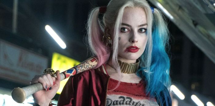 Harley Quinn - một biểu tượng phá cách và điên loạn trong Vũ trụ mở rộng của DC Comics