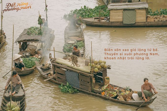 Bối cảnh chợ nổi này cần phải xây dựng mới 70%, là một trong những cảnh quay quy mô lớn nhất của phim.