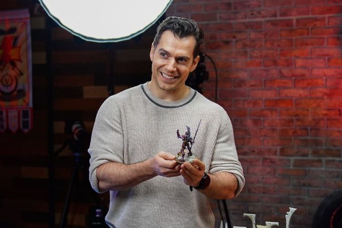 Henry Cavill từ thuở nhỏ đã là fan cuồng của trò chơi Warhammer 40K