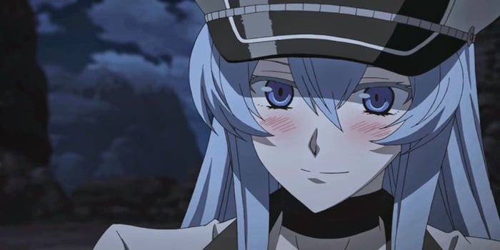 Dù lạnh lùng, Esdeath vẫn biết dịu dàng khi yêu.