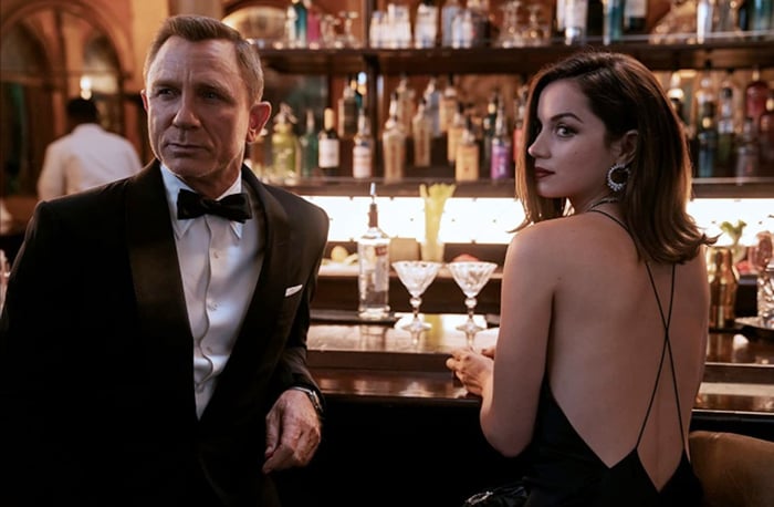 Daniel Craig trong vai diễn James Bond trong bộ phim No Time To Die