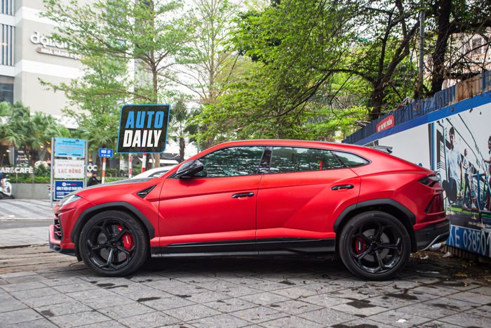 Tình hình của Siêu SUV Lamborghini Urus thuộc quyền sở hữu trước đây của Minh “Nhựa” sau 6 năm ở Việt Nam là thế nào? lamborghini-urus-minh-nhua-Mytour-14.JPG