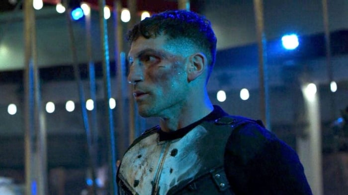 The Punisher của Jon Bernthal Sẽ Trở Lại Mạnh Mẽ trong ‘Daredevil: Born Again’ Ảnh Bìa