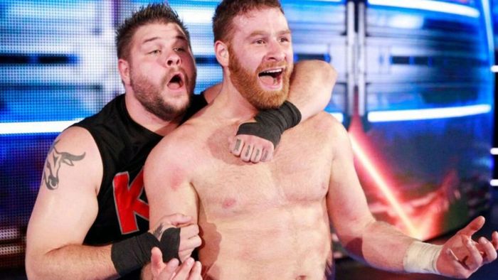 Bìa của bài viết về việc chia tay giữa KO và Sami Zayn và việc chuyển KO đến SmackDown