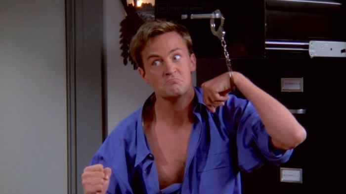 Top 15 Tập Phim Vui Nhộn Nhất cho Người Hâm Mộ của Chandler Bing