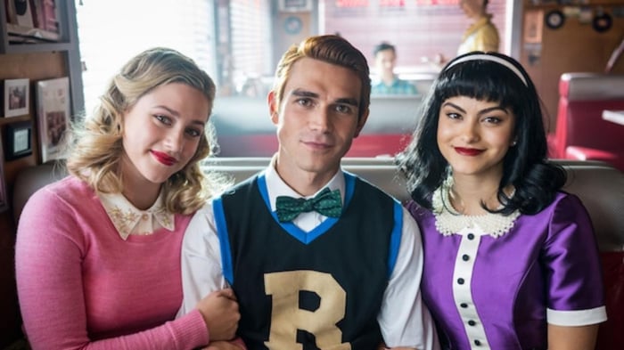 Kết thúc tập 14 của Riverdale mùa 7: Một Thư Tình Âm Nhạc dành cho Archie và Người hâm mộ của Anh ấy