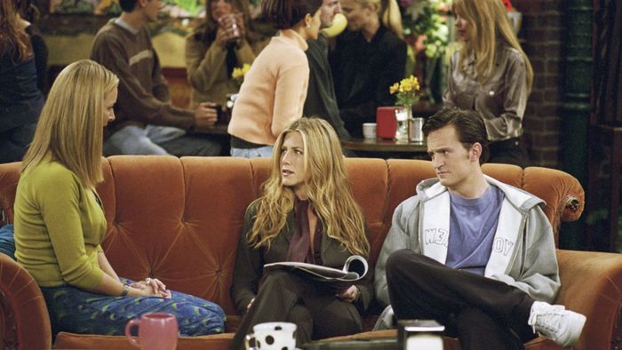 Top 15 Tập Phim Vui Nhộn Nhất cho Người Hâm Mộ của Chandler Bing