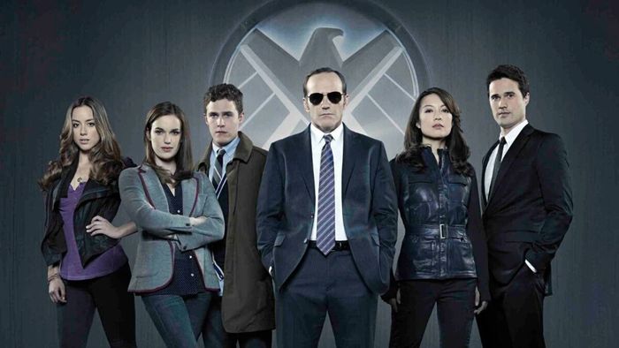 Liệu ‘Agents of SHIELD’ có thuộc Canon của MCU không? Cuối cùng chúng ta đã biết đáp án! bìa