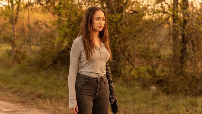 Madison tuyệt vọng tìm kiếm Alicia trong Trailer Tập 10 Phần 8 của Fear the Walking Dead