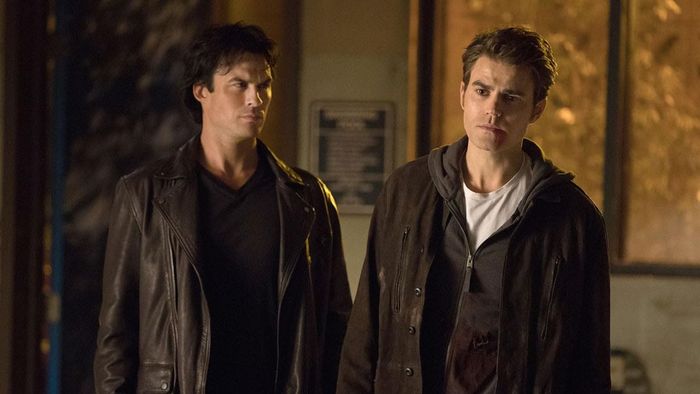 Damon sẽ ra sao vào cuối Vampire Diaries? Anh ta có chết không?