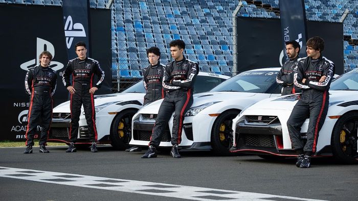 Giải Thích Kết Thúc của Gran Turismo: Ý Nghĩa Đằng Sau Hành Trình của Jann