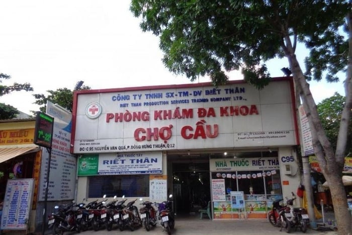 - Khoa Da liễu.