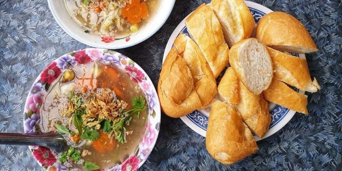 Quy Nhơn đa dạng với ẩm thực hải sản và món ăn vặt phong phú