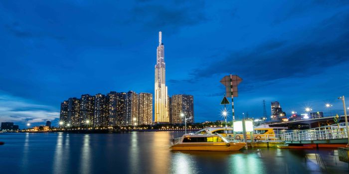 Ngắm toàn bộ phố xá tại Đài quan sát The Landmark 81