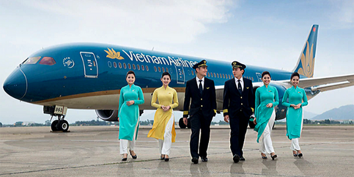 Hiện tại, Vietnam Airlines là hãng hàng không duy nhất khai thác chuyến bay tại sân bay Cà Mau