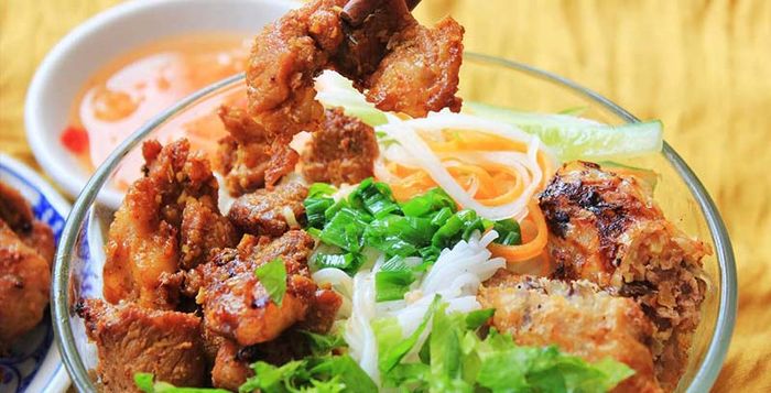 Bún thịt nướng ngon tuyệt chỉ nhìn thôi đã muốn thưởng thức