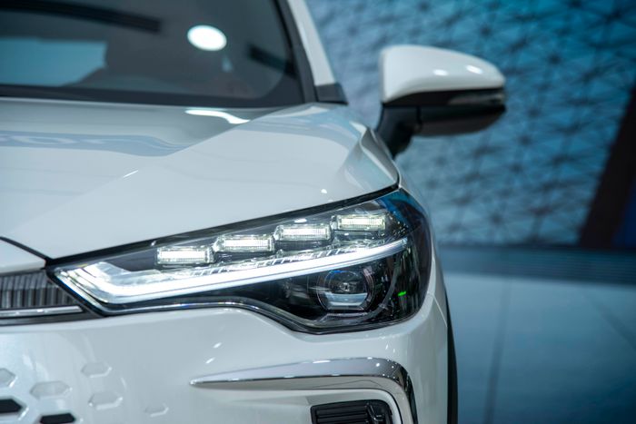 Khám phá chi tiết về Toyota Corolla Cross 1.8V tại đại lý, trang bị không thua kém phiên bản 1.8HEV (DSC_9360.JPG)