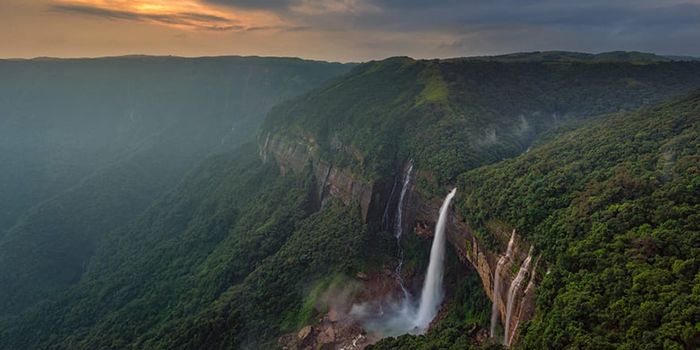 Cảnh đẹp tự nhiên hùng vĩ của Meghalaya