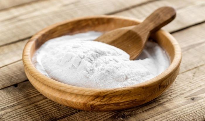 Sử dụng baking soda để khử mùi bình sữa sẽ mang lại kết quả tốt