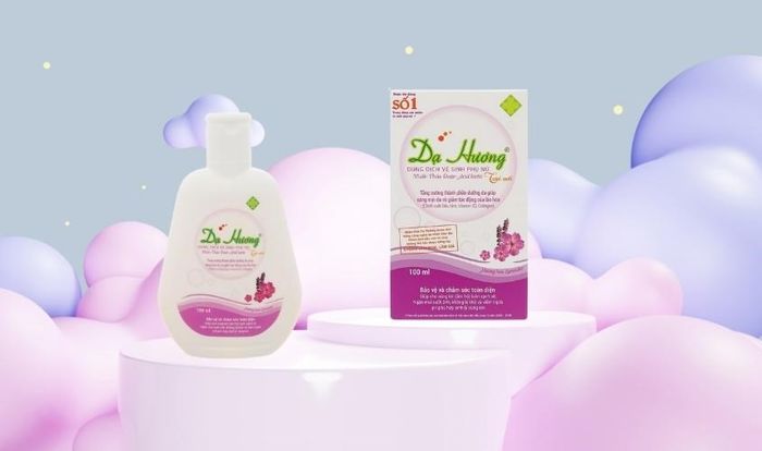 Dung dịch vệ sinh phụ nữ Dạ Hương hương Lavender dung tích 100 ml