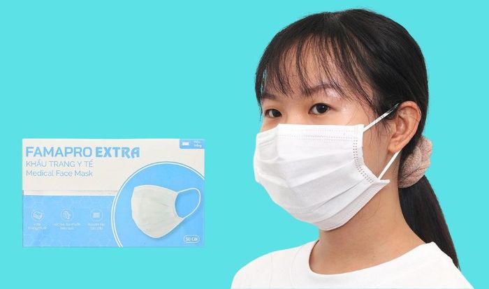 Hộp 50 khẩu trang y tế FAMAPRO Extra 4 lớp