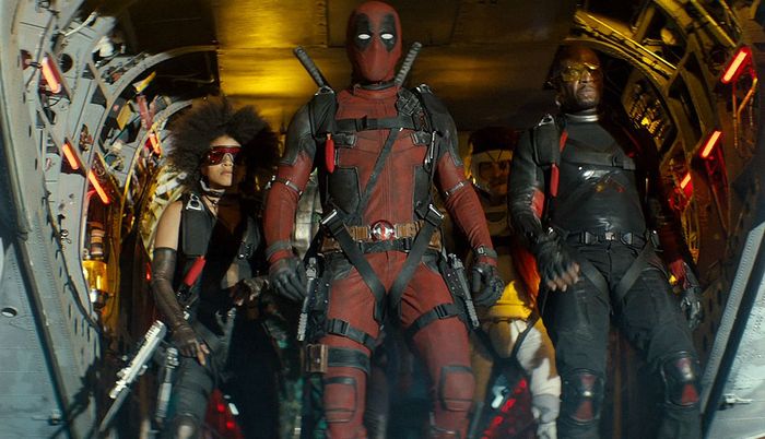 Biệt đội chỉ một người sống của Deadpool trong phần 2. 