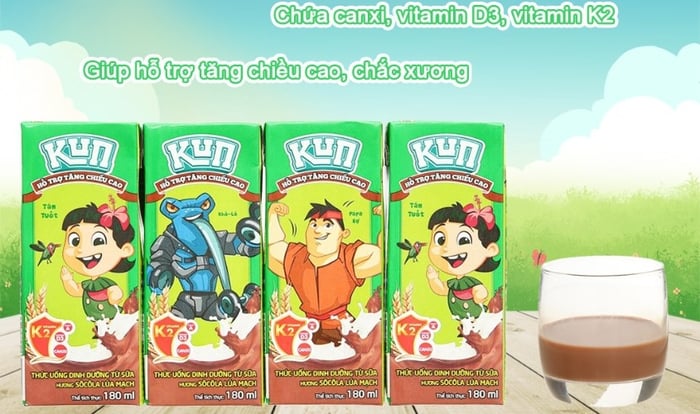 Hộp đựng 4 chai socola lúa mạch Kun LiF 180 ml (phù hợp từ 2 tuổi trở lên)