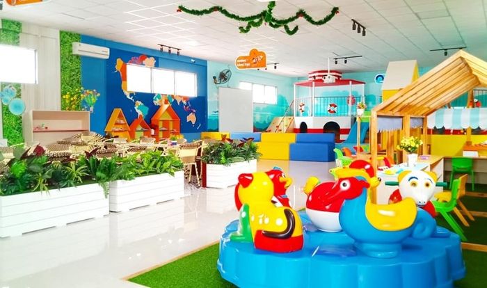 Kids Zone là điểm đến vui chơi được đánh giá cao với thiết kế an toàn và vệ sinh.