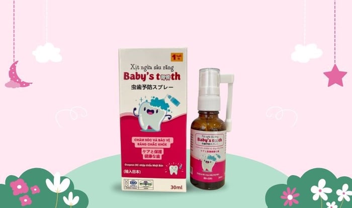 Xịt chống sâu răng Baby's Tooth được thiết kế với vòi xịt dài, có thể xoay 360 độ