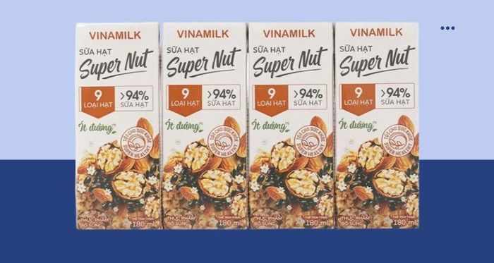 Lốc 4 hộp sữa hạt Vinamilk Super Nut 180 ml (phù hợp từ 4 tuổi)