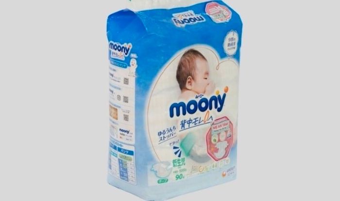 Tã dán Moony size Newborn 90 miếng