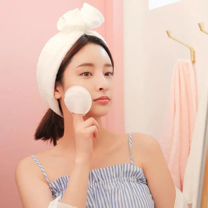 Tinh dầu hoa anh thảo - Giải pháp hiệu quả cho tình trạng mụn trứng cá