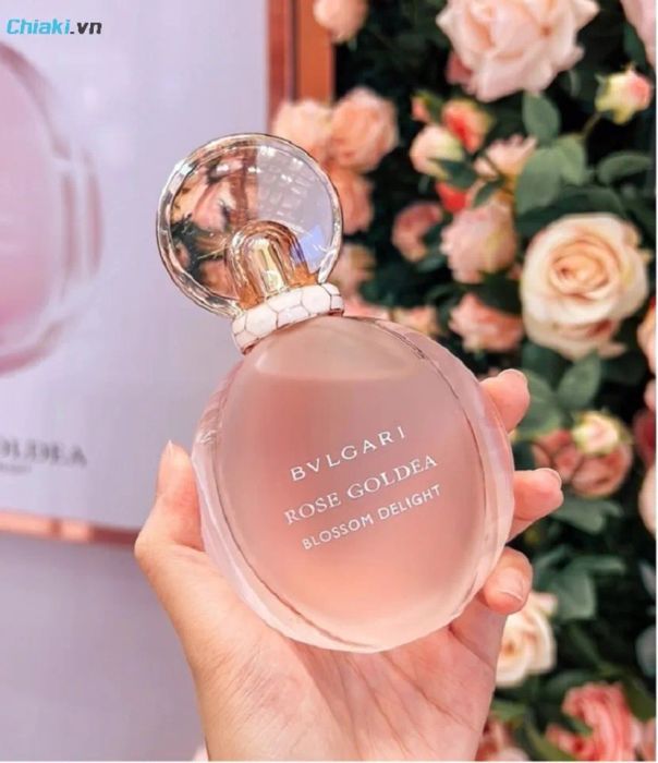 Nước hoa Bvlgari Rose Goldea Blossom Delight mang hương thơm cuốn hút, tươi mát