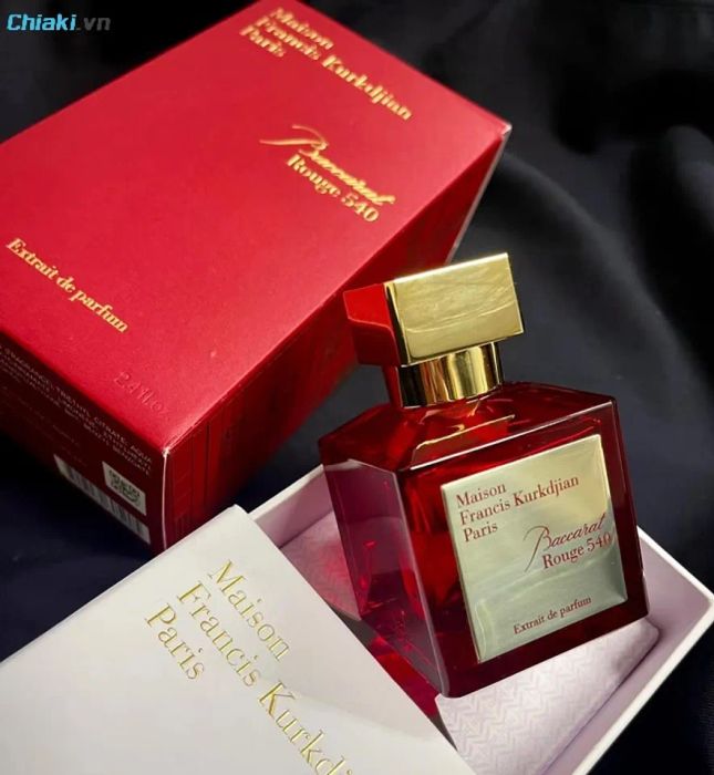 Nước hoa Maison Francis Kurkdjian Baccarat Rouge 540 Extrait De Parfum với hương ngọt, ấm áp